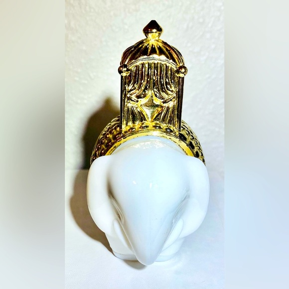 Vintage Avon White Elephant Perfume Bottle​ - Picture 2 of 3